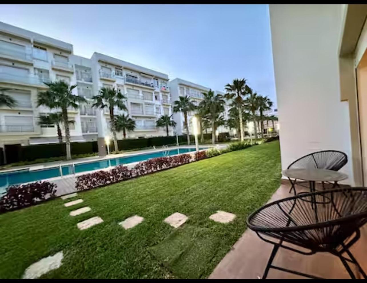 Apparemment De Luxe Vue Piscine Lejlighed Bouznika Eksteriør billede
